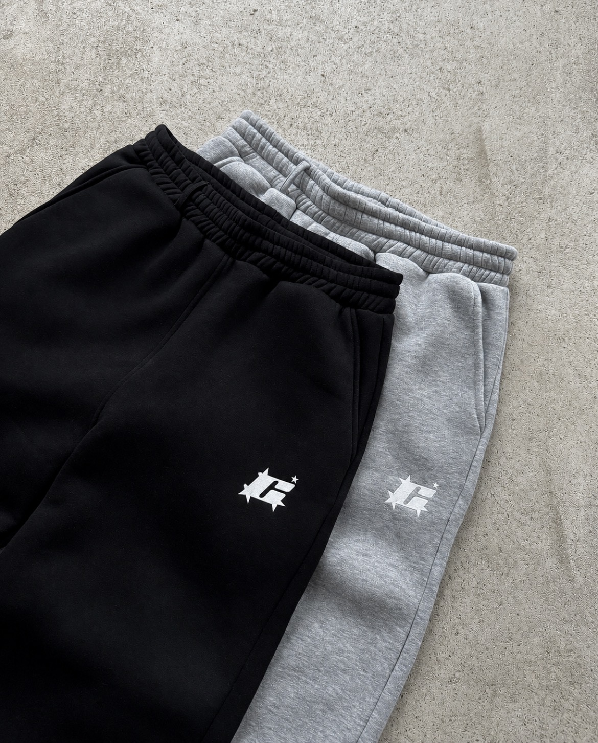 Cyntral’s pants